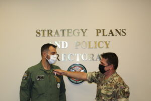 US CentCom_Col Chiadroni cede Comando_conferimento medaglia