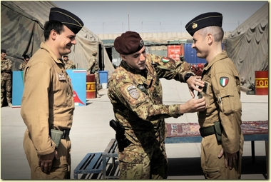 Un momento cerimonia cambio comando tra Col D Andrea e Col Ercolani Al centro il Gen Masiello