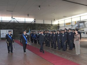 Un momento della cerimonia di cambio di comando