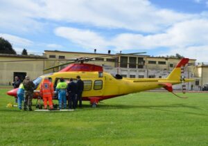 Un momento delle fasi del soccorso