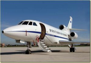 Velivolo-Falcon-900