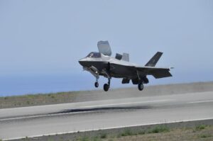 aereo al decollo
