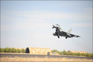 aereo militare in volo