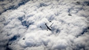 aerei militari in volo