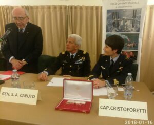 da-sx-il-Presidente-Nesi-in-piedi-il-Sottocapo-di-Stato-Maggiore-AM-Gen.-S.A.-Caputo-ed-il-Cap.-Cristoforetti