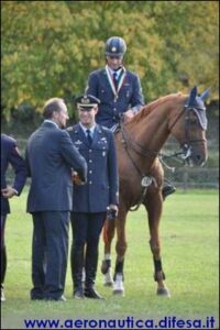 SERG. MAGG. VACCARI: CAMPIONE DI SALTO AD OSTACOLI - Aeronautica Militare