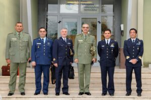 foto-di-gruppo-allingresso-del-CIGA