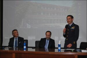 il Colonnello Amendola durante il suo intervento
