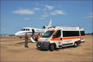 imbarco-paziente-sul-Falcon-50