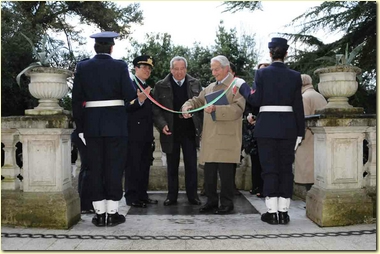 inaugurazioje-mostra-da-sx-Col.-Balestrino-Avv.-Balbo-Ing.-Valle