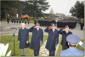 parata militare - l'Alzabandiera-Solenne