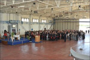 momento durante la santa messa in aeroporto militare