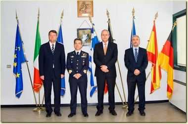 foto di gruppo - la-delegazione-dellEUSC-viene-accolta-al-CITS