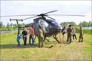 lelicottero-NH-500-in-mostra-statica