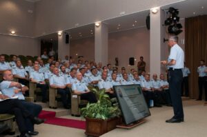 meeting-comandanti-enti-e-reparti-comlog