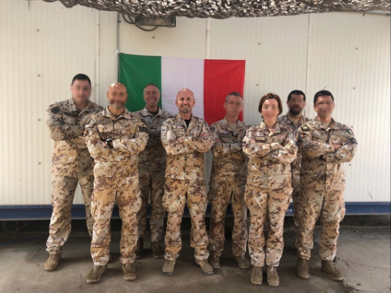 missione-in-iraq-foto-di-gruppoMedium