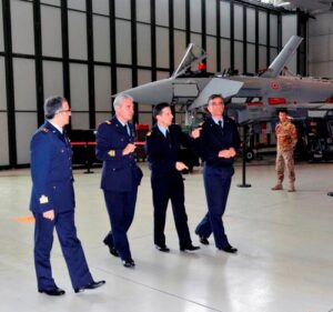 un-momento-della-visita-al-1RMV