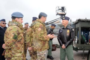IL CAPO DI STATO MAGGIORE DELL'AERONAUTICA MILITARE A VILLAFRANCA - Aeronautica Militare