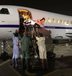 volo-umanitario-AM-imbarco-India
