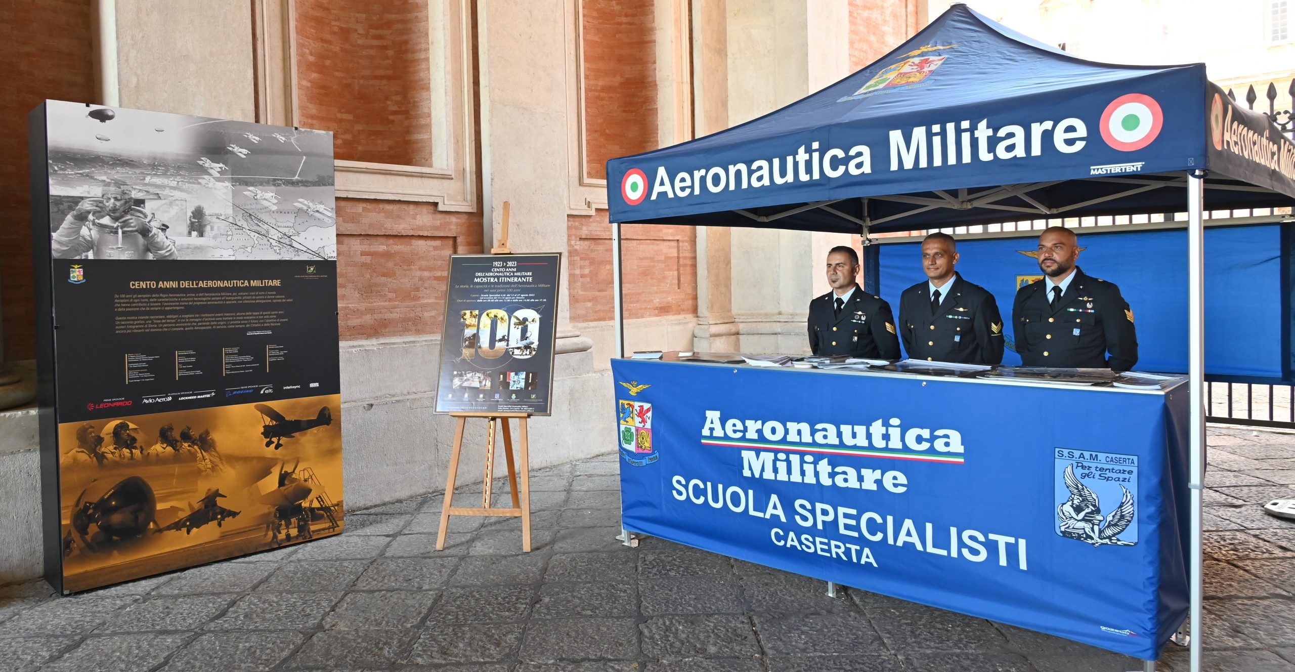 Centenario Aeronautica Militare: la Scuola Specialisti A.M. ospita la sesta tappa della mostra itinerante sui “Cento Anni dell'Aeronautica Militare” - Aeronautica Militare